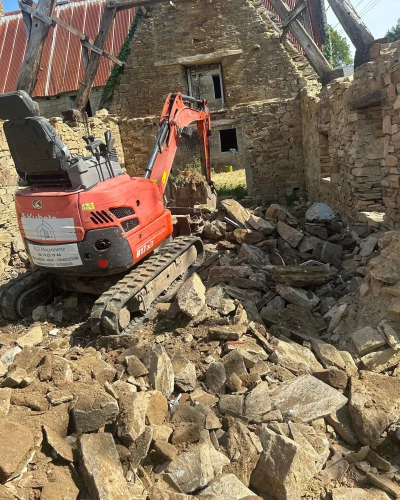 démolition près de Auray 